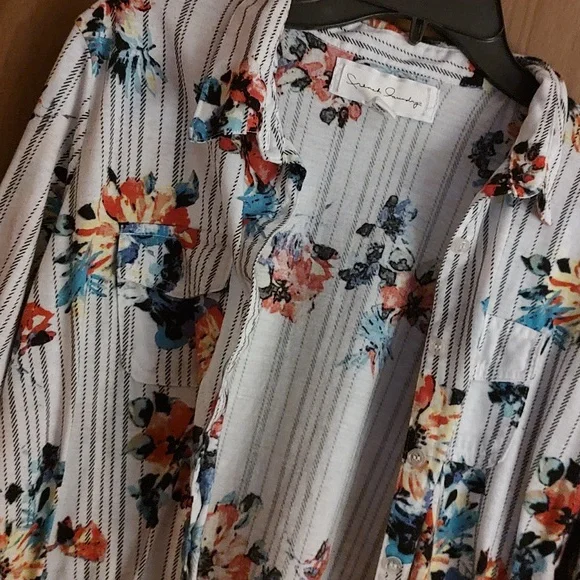 Casual Dress Shirt - Picture 2 of 4